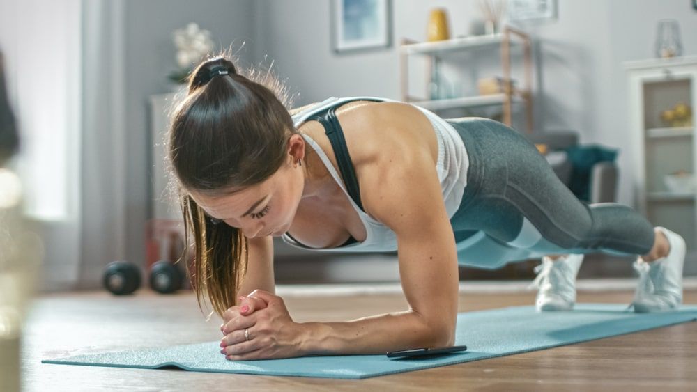 Get a Quarantine Summer Body! 5 tips, tricks & ideas for your home workout