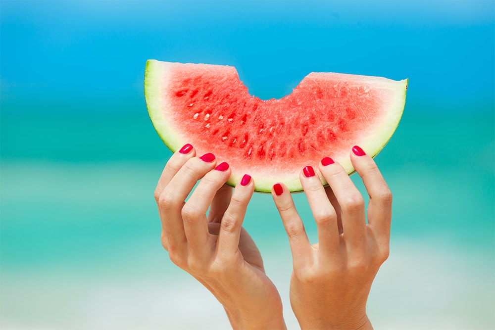 How to STOP bloating and weight gain before your Spring Break vacay