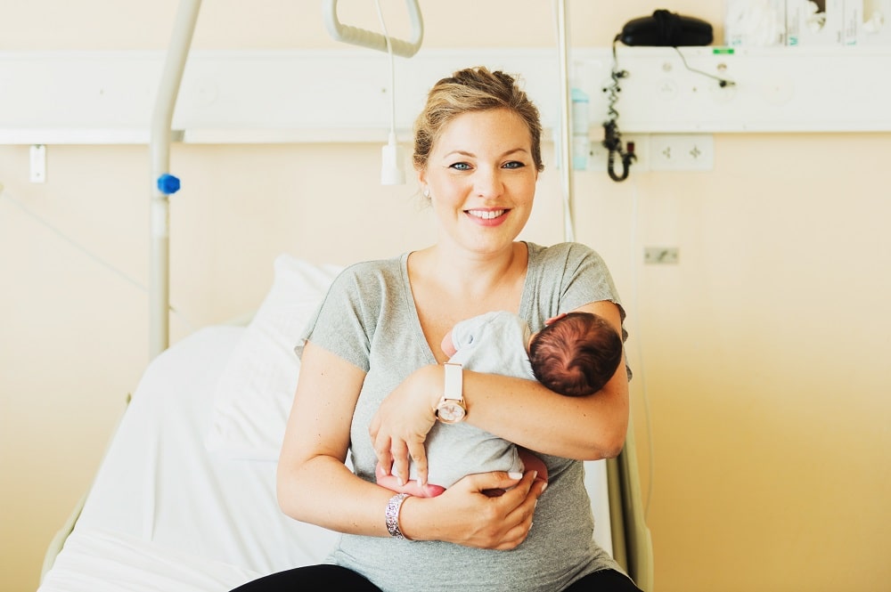 This is how to shrink your postpartum stomach and look like one hot mamma